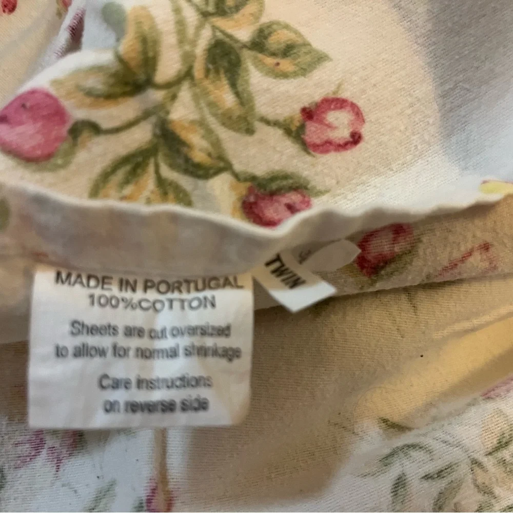 Shabby Chic 100% Flannel Made in Portugal Sheet Set